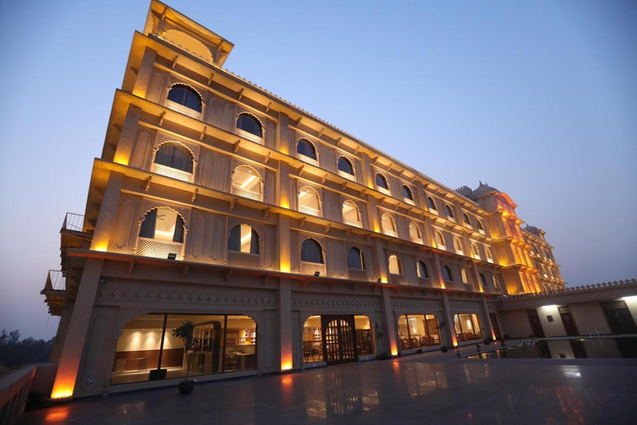 Regenta Central City Vilas Palace Амбала Екстер'єр фото